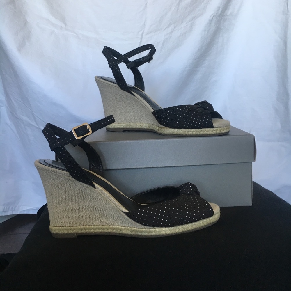 Ann Taylor Maya Casual Espadrilles in Black